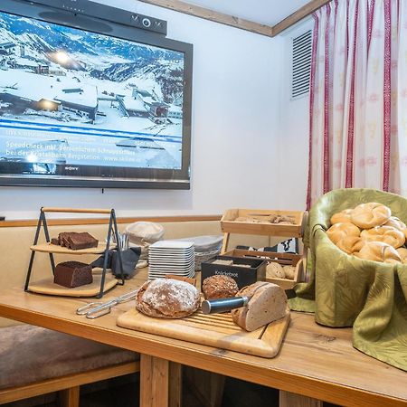 Panorama Hotel Guggenbichl - Inkl Sommerkarte, Einmaliger Eintritt Ins Tauern Spa & Bester Ausblick Ueber Kaprun Kültér fotó