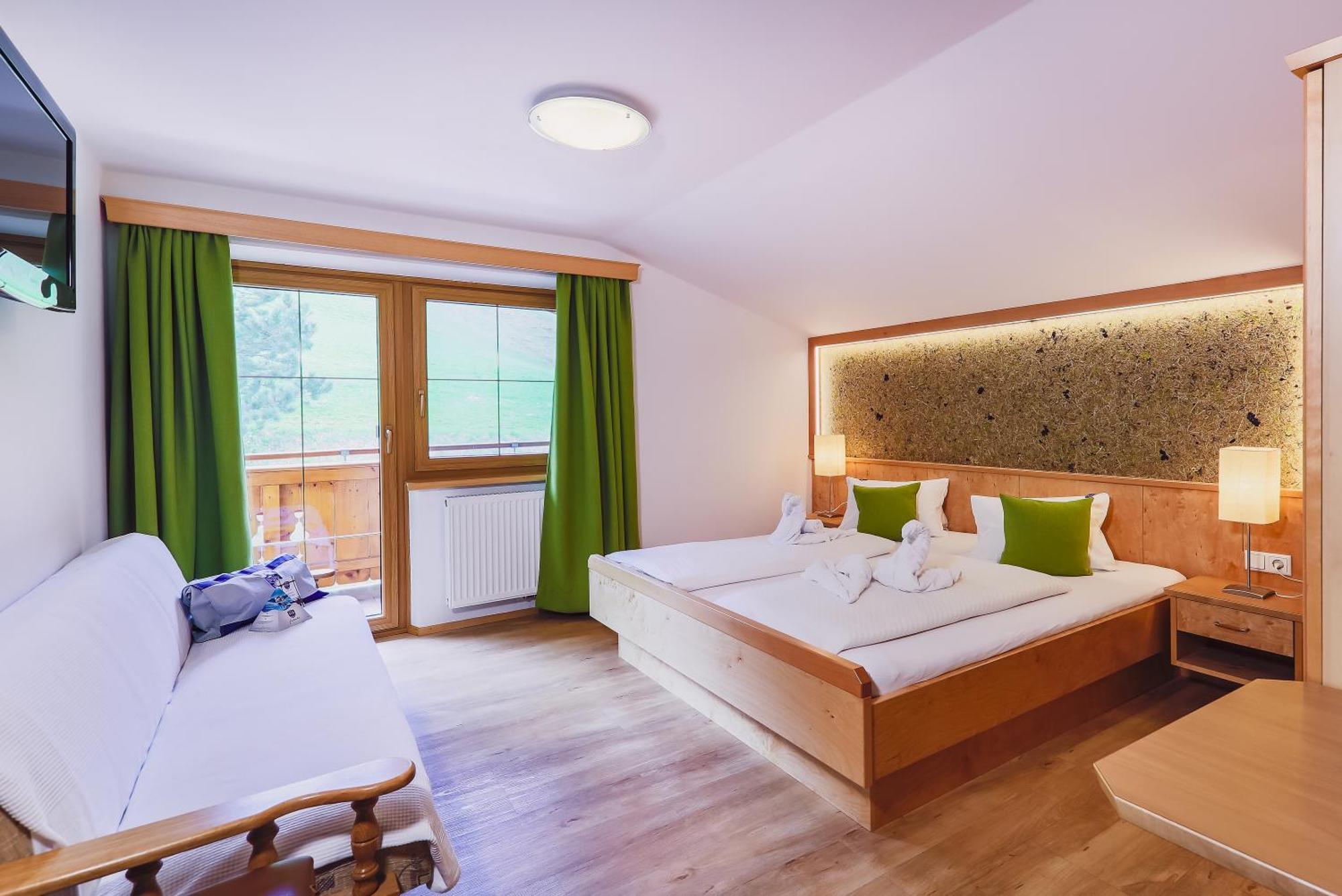 Panorama Hotel Guggenbichl - Inkl Sommerkarte, Einmaliger Eintritt Ins Tauern Spa & Bester Ausblick Ueber Kaprun Kültér fotó