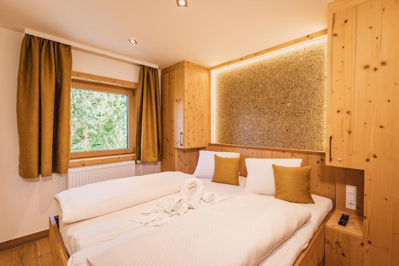 Panorama Hotel Guggenbichl - Inkl Sommerkarte, Einmaliger Eintritt Ins Tauern Spa & Bester Ausblick Ueber Kaprun Kültér fotó
