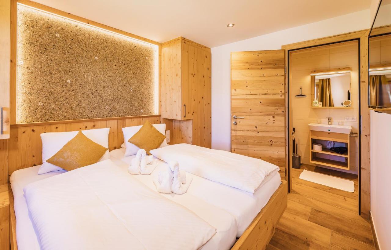 Panorama Hotel Guggenbichl - Inkl Sommerkarte, Einmaliger Eintritt Ins Tauern Spa & Bester Ausblick Ueber Kaprun Kültér fotó